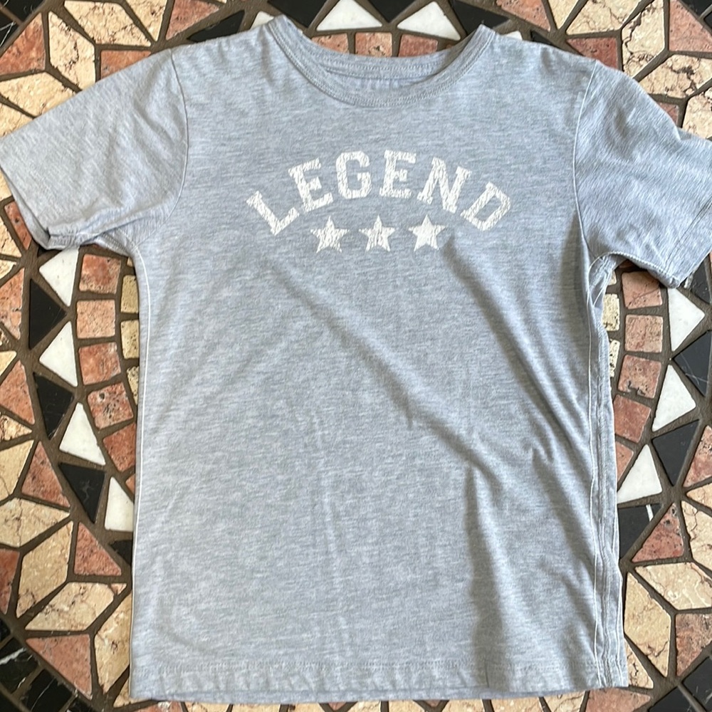 Kidpik Grey Legend shirt: size 10